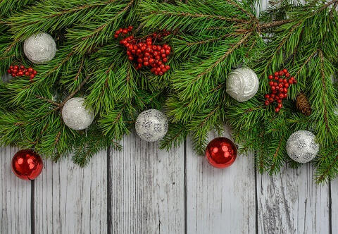 Last Minute Tips for Holiday Decorating